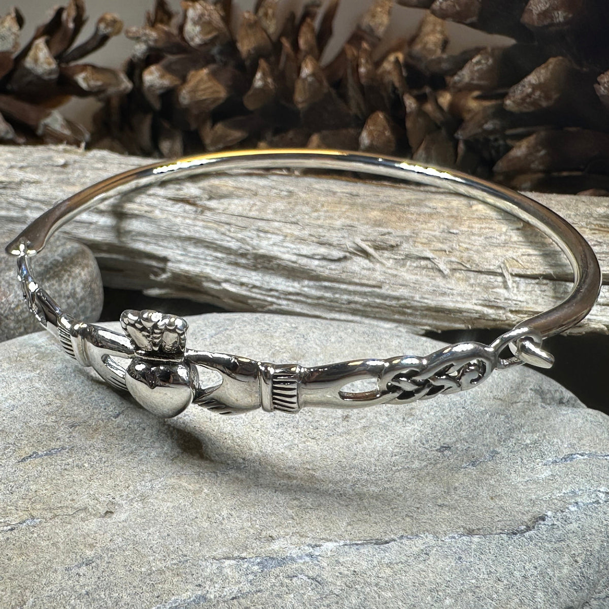Pure Romance Irish Claddagh Bracelet