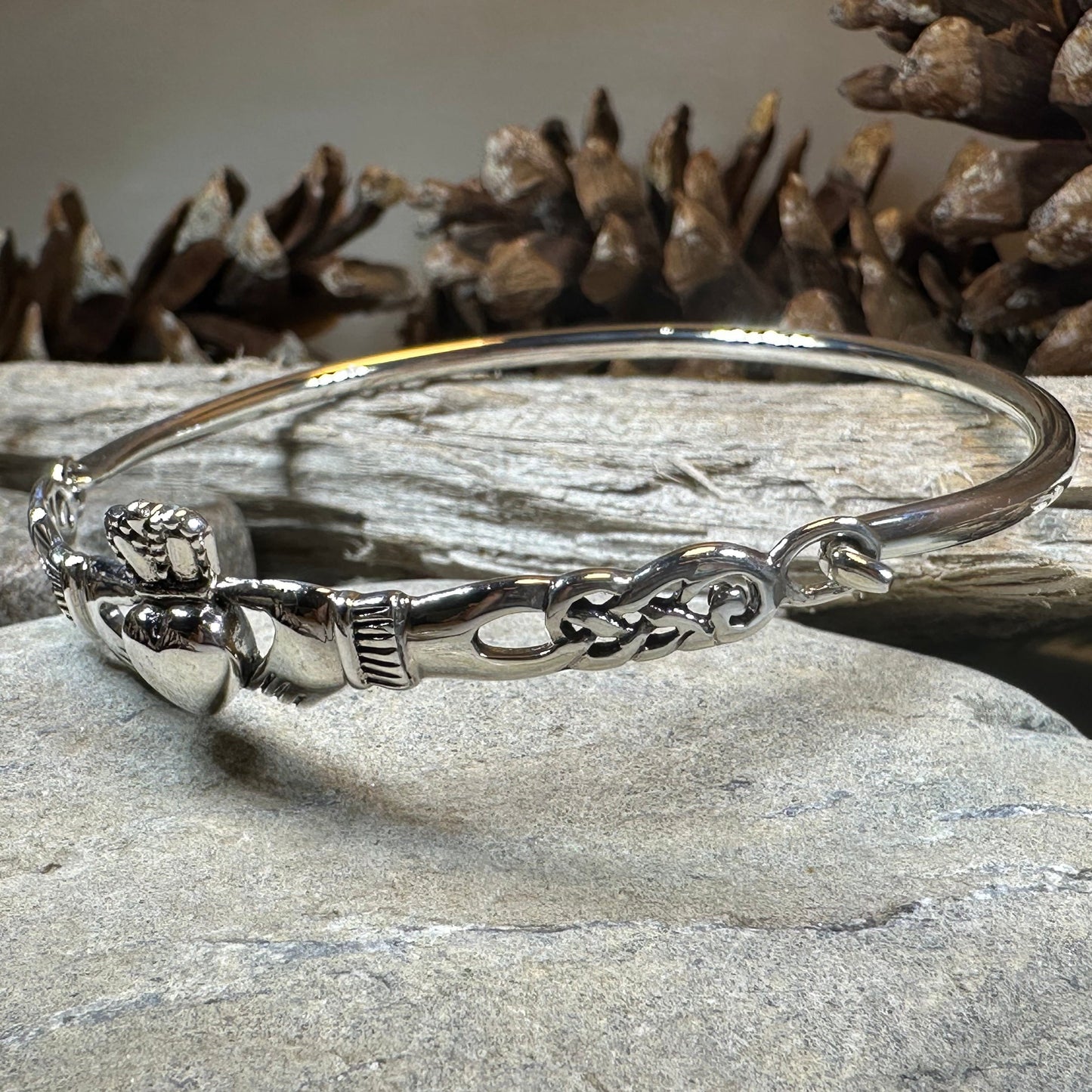Pure Romance Irish Claddagh Bracelet