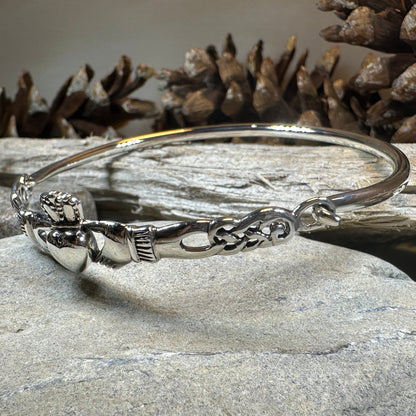 Pure Romance Irish Claddagh Bracelet