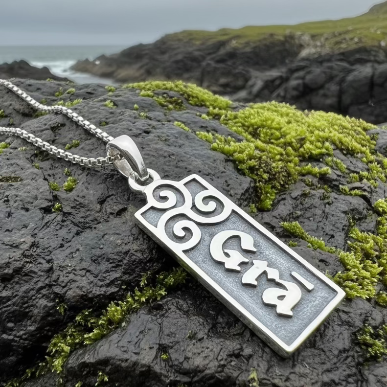 Irish Gaelic Love Grá Necklace in Sterling Silver