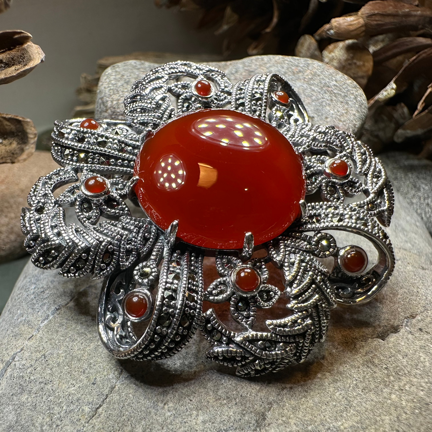 Ríona Celtic Knot Brooch