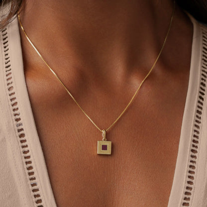 Serene Focus Quran Nano Chip Necklace