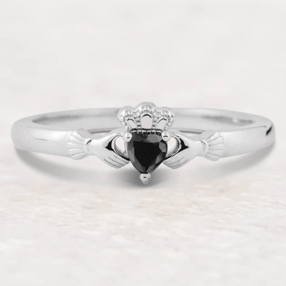 The Lynn - Women's Claddagh Ring / Wedding Ring - Sterling Silver