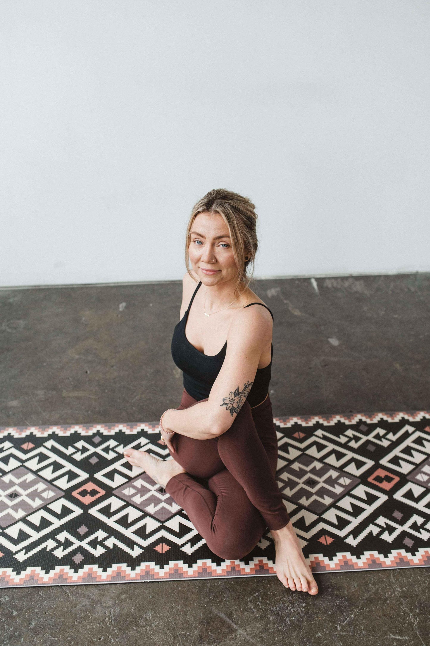 Moab Rocks Yoga Mat – 6 mm Extra Thick, Double-Sided Non-Slip, Eco-Friendly PER with Sandstone Design | Yune Yoga